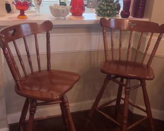 A very nice pair of barstools 