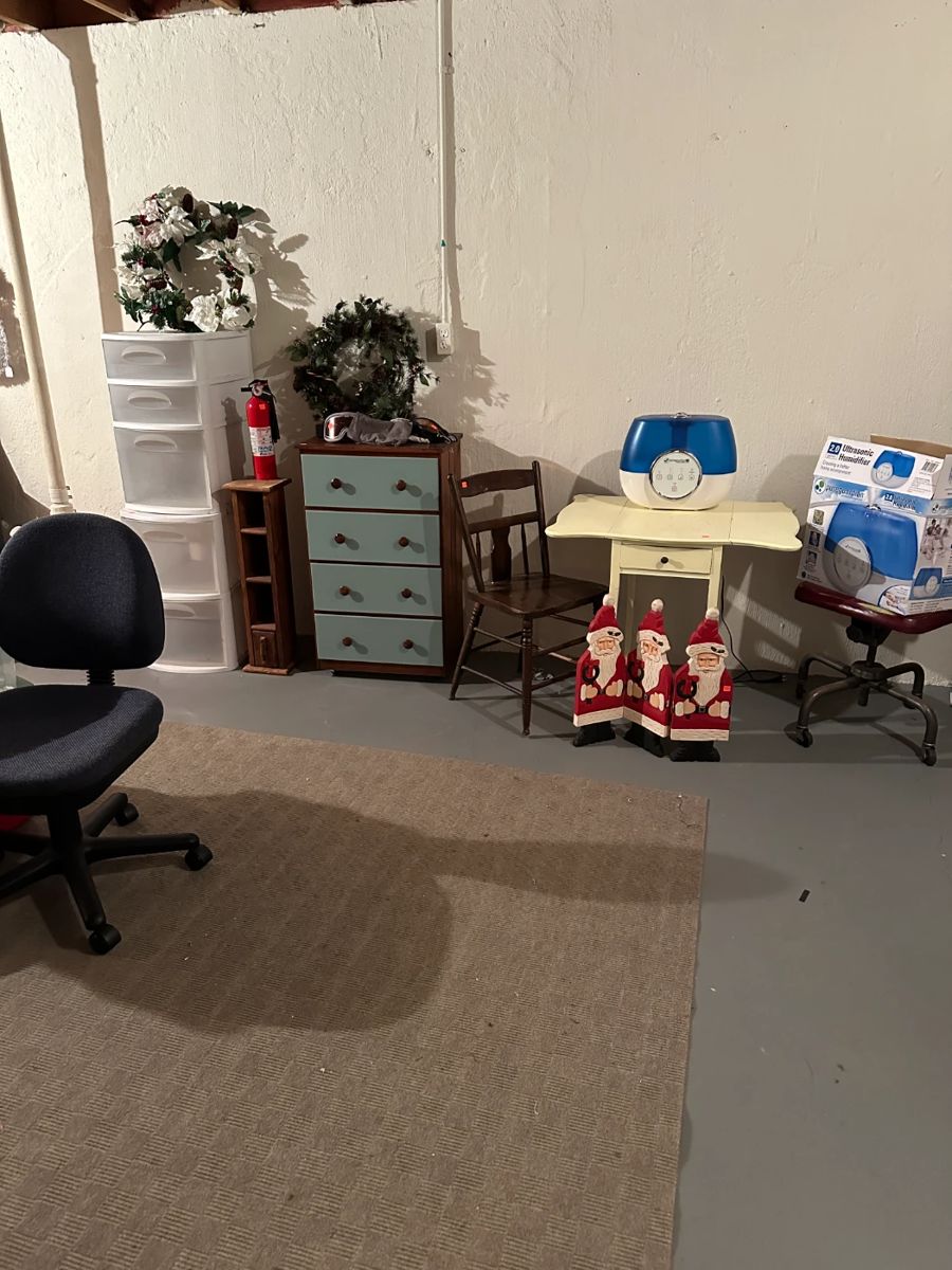 Beautiful Bloomfield Hills Estate Sale starts on 11/24/2023