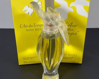 Nina Ricci -" L' air du temps" 3.3oz