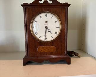 Working electric clock.  