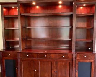 Detail - PROFESSIONAL MOVER REQUIRED!