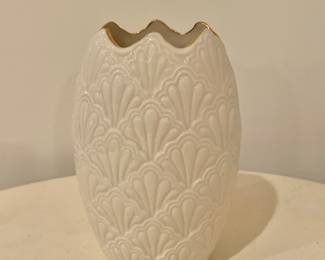 $12 - Lenox vase with gold trim - 6.75" H