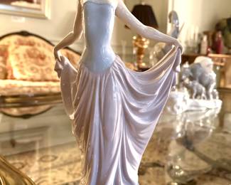 Lladro "Dancer"
