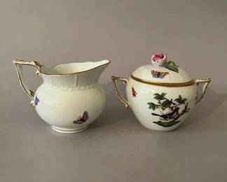 Herend Rothschild Bird Covered Sugar Bowl With Rose Finial And Creamer
