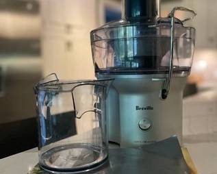 Breville Juice Fountain Compact Together With The Juicing Bible Cookbook
