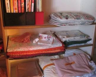 Table Linens, Twin Bedding