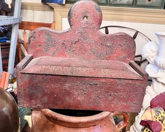 Talk about Original paint, this candle box is definitely the Genuine Article 