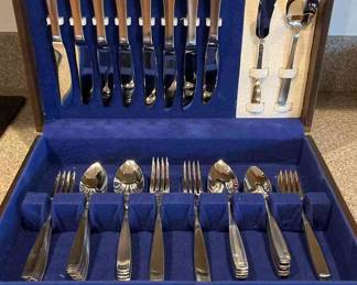  05 Stainless Flatware Set