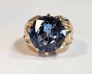 Large Synethic Spinel gold ring size 7