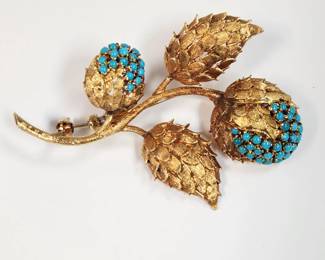 Persian Turquoise 18k yellow gold broochs circa 1960-70's