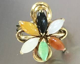 Jade yellow gold ring