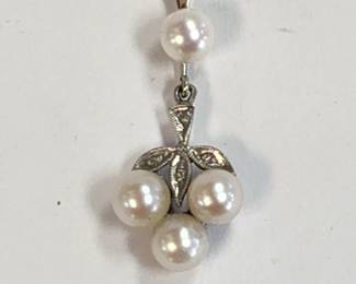 Cultured Pearls in white gold 1950's necklace