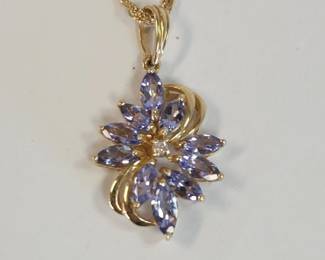 Tanzanite cluster diamond gold necklace