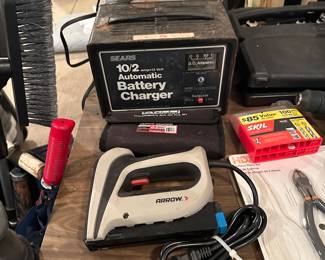 Sears 10.2 AMP, 12 Volt Battery Charger