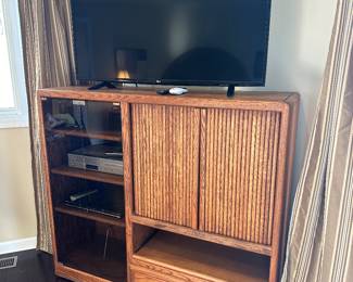 Oak TV Cabinet