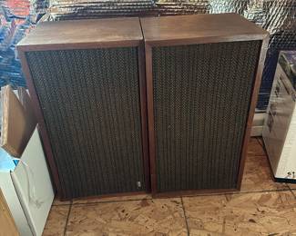 Fisher Stereo Speakers