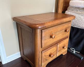 Oak, King Bed and Nightstands