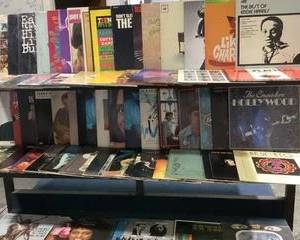 654a90c86a8b2 6555c447c5408 t