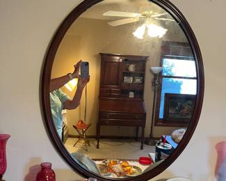 Matching mirror to dresser