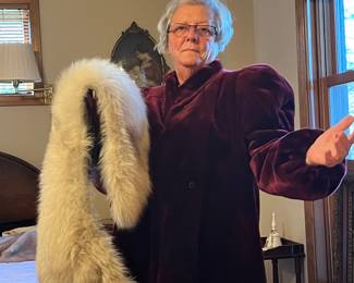 Without the collar - downstairs