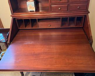 open view of secretary