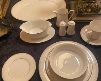 NORITAKE "STERLING COVE' CHINA SERVICE FOR 10 PLUS