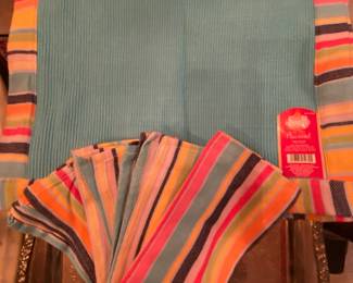 Placements and Napkins 