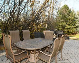 606Outside Furniture