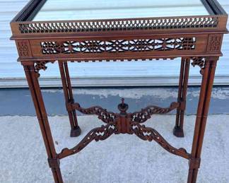 04 Vintage ETB, End Table Hand Carved Mahogany Mirror Tea Table