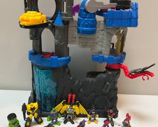 Fisher-Price Imaginext DC Super Friends Batman w/ Figures & Accessories