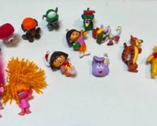 16 Cartoon Characters Small Toy Figures