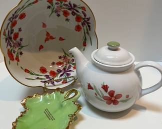 3 Serving Pieces; Corelle Flower Scalloped Bowl, Vintage Souvenir Candy Dish, and Royal Cornwall Teapot
