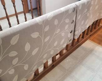 2 Martha Stewart Window Panes with Leaf Design