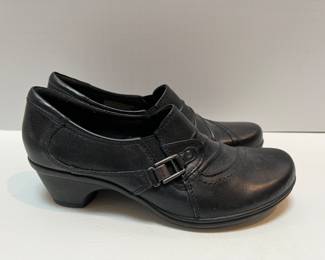 EARTH ORIGINS Slip on Black Leather Comfort Loafers Ladies Shoes