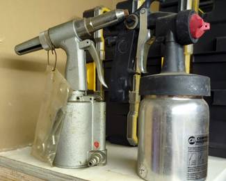Campbell Hausfeld Spray Gun, Pneumatic Air Rivet Gun
