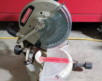 Craftsman 10" Compound Miter Saw, Model 315.243000, Powers On
