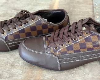 Louis Vuitton Reproduction New Praga Size 10 Shoes, New In Original Box