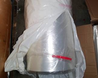 Sealed Air Shrink Packaging, 16" x Unknown Length, And Low Density Polyethylene Bags, Model H30PMET, 15" x 30"