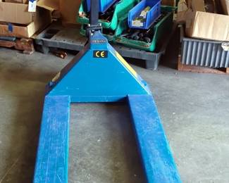 Hu-Lift Pallet Jack, 5500 Lb Capacity