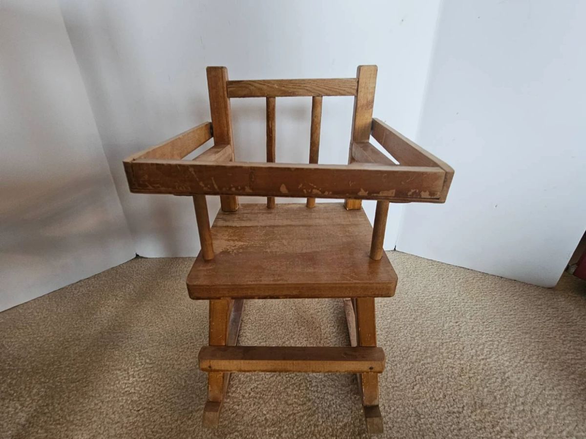 Port Orchard Estate Online Auction starts on 11/25/2023