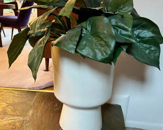 Malcolm Leland MCM Chalice planter