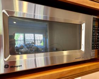 GE Monogram Space Saver Microwave