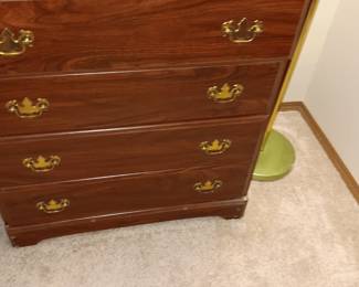 Chest of drawers