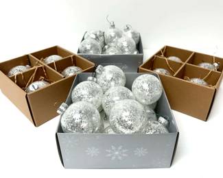 Glitter Glass Ornament Set