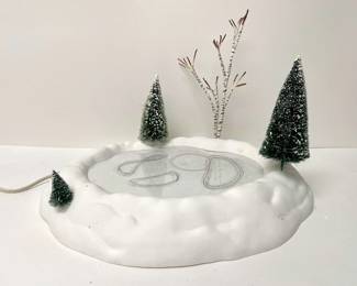 Department 56 Skating Pond
