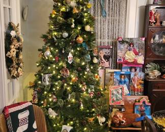 7.5 ft tall prelit Christmas tree, Vintage to newer Ornaments, Collectible Barbies, Victorian wicker seat, Rushton big bad wolf