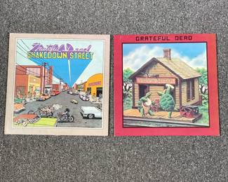 (2PC) GRATEFUL DEAD VINYL RECORDS | Including; Terrapin Station (AL 7001) and Shakedown Street (AB 4198). 