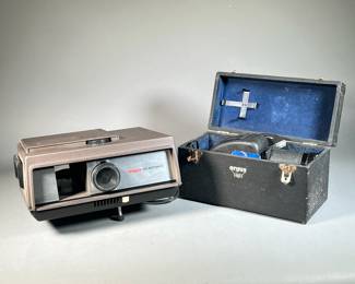 (2PC) ARGUS 542 AUTOMATIC SLIDE PROJECTOR | With slide holders. - l. 12 x w. 11 in
