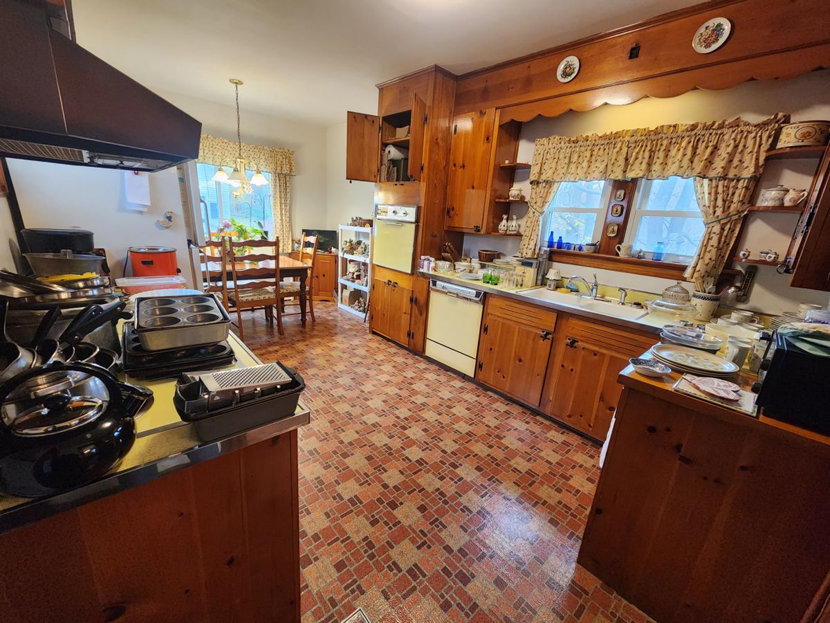 Empire Estate Sale Clarksville starts on 11/25/2023