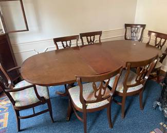Dining room table